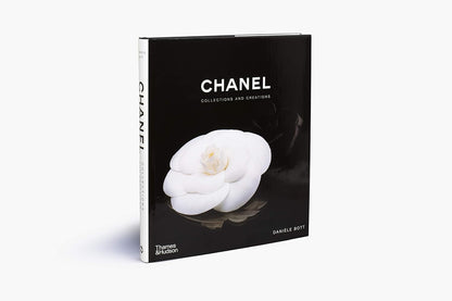 CHANEL Collections and Creations